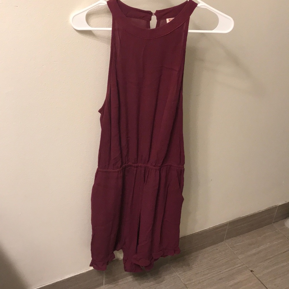Adorable maroon romper!
